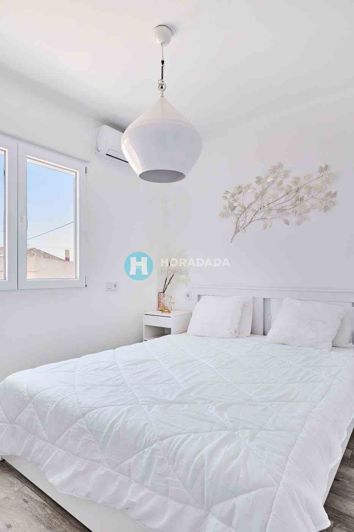 Image No.19-2 Bed Townhouse for sale