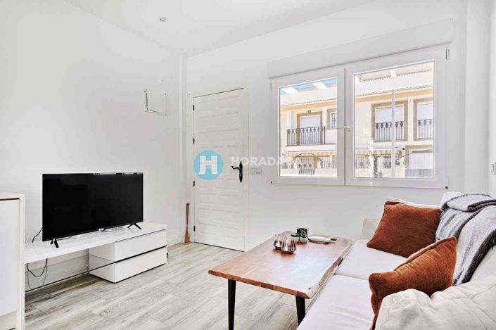 Image No.5-2 Bed Townhouse for sale