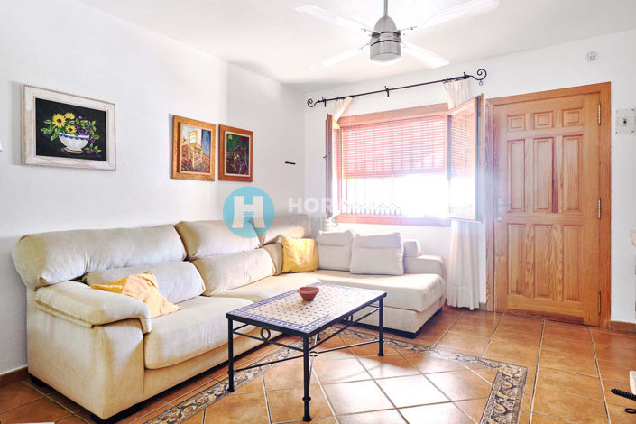 Image No.14-4 Bed Semi-Detached for sale