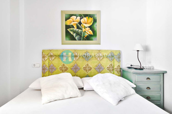 Image No.26-4 Bed Semi-Detached for sale