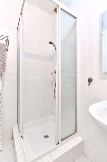 Image No.17-2 Bed Villa for sale