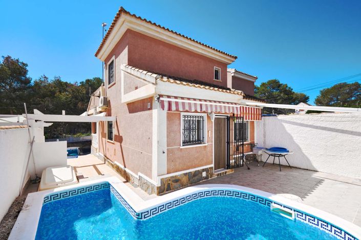 Image No.1-2 Bed Villa for sale