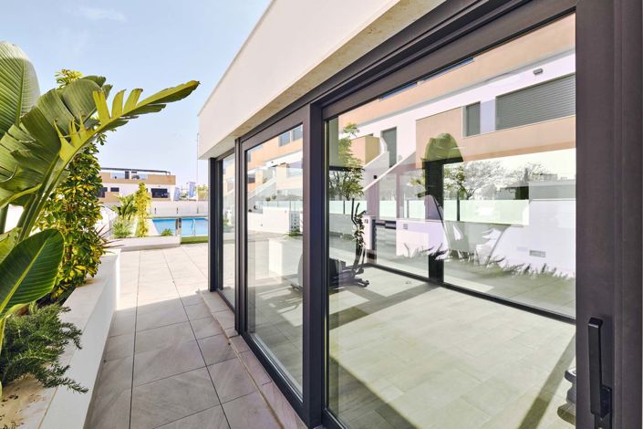 Image No.43-3 Bed Apartment for sale