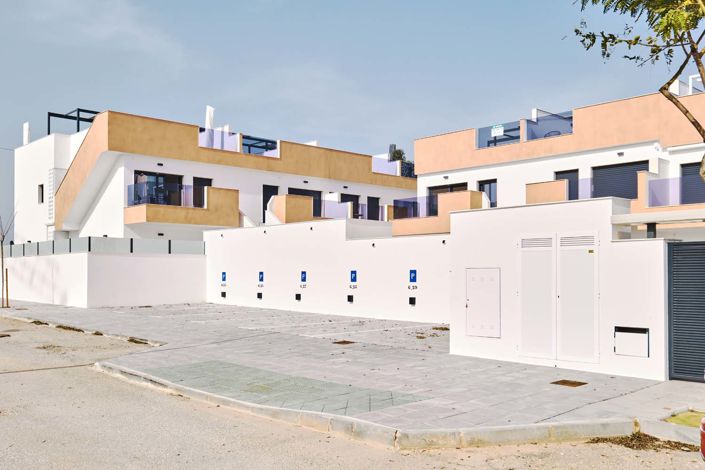 Image No.50-3 Bed Apartment for sale