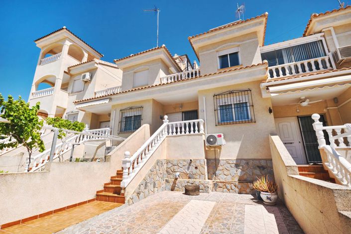Image No.1-3 Bed Townhouse for sale