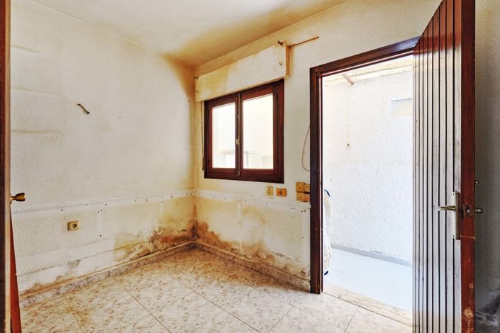 Image No.23-3 Bed Townhouse for sale