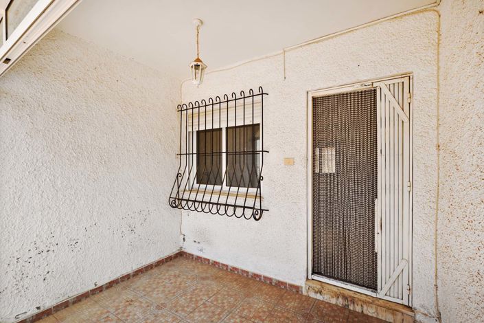 Image No.32-3 Bed Townhouse for sale