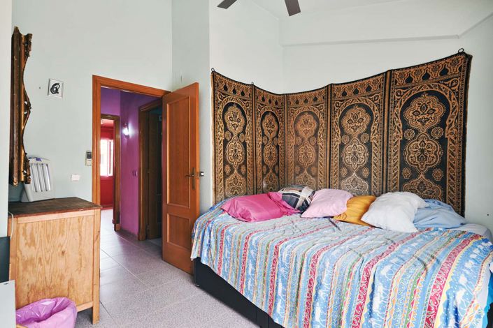 Image No.38-5 Bed Townhouse for sale