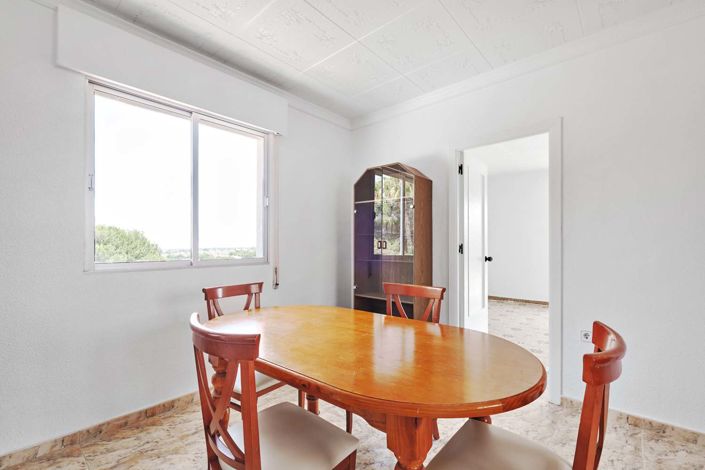 Image No.32-6 Bed Villa for sale