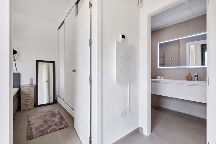 Image No.29-3 Bed Semi-Detached for sale