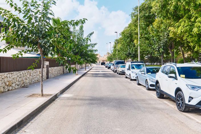 Image No.49-3 Bed Semi-Detached for sale