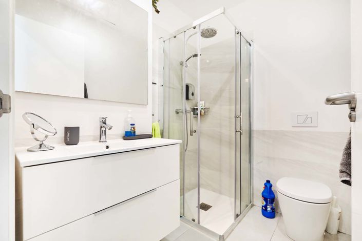 Image No.22-3 Bed Apartment for sale