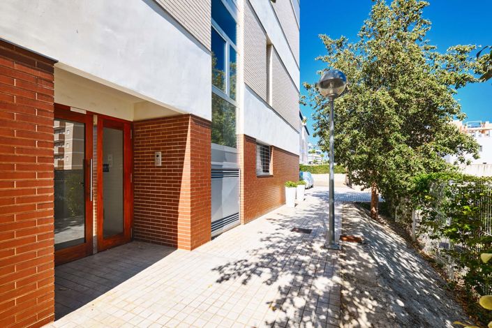 Image No.39-3 Bed Apartment for sale