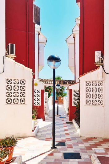 Image No.10-3 Bed Townhouse for sale