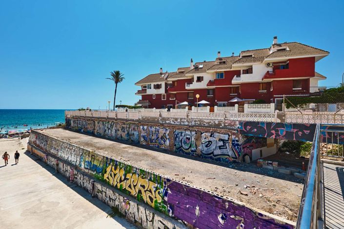 Image No.17-3 Bed Townhouse for sale