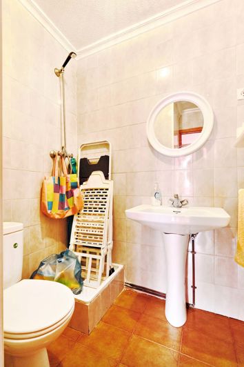 Image No.27-3 Bed Townhouse for sale