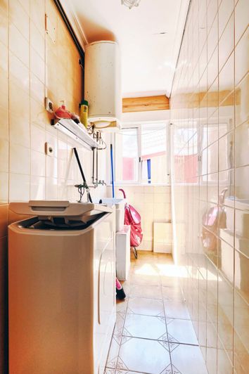 Image No.28-3 Bed Townhouse for sale