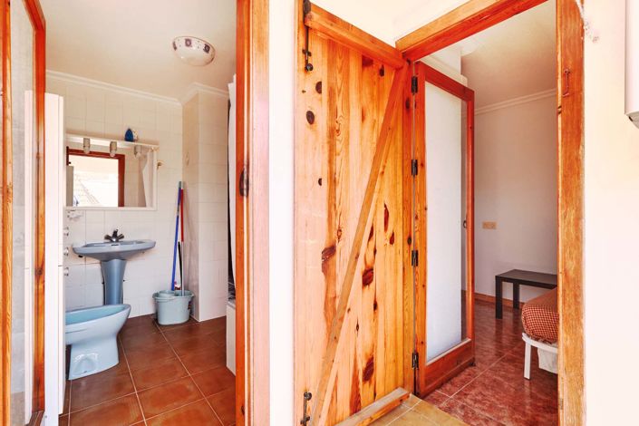 Image No.41-3 Bed Townhouse for sale