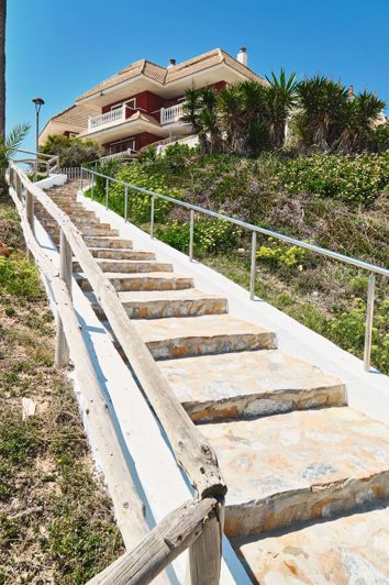 Image No.6-3 Bed Townhouse for sale