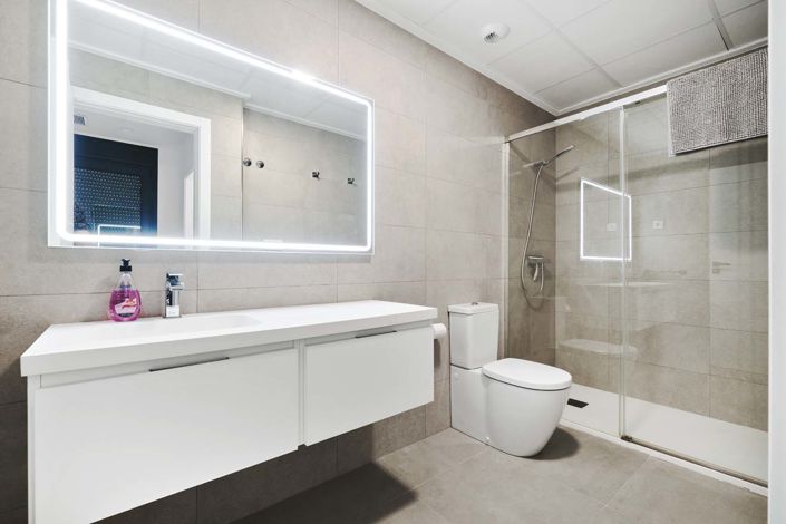 Image No.26-3 Bed Semi-Detached for sale