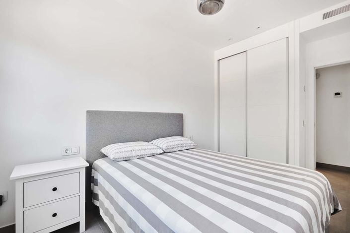 Image No.29-3 Bed Semi-Detached for sale