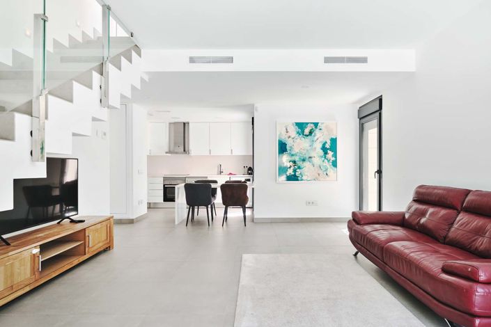 Image No.5-3 Bed Semi-Detached for sale