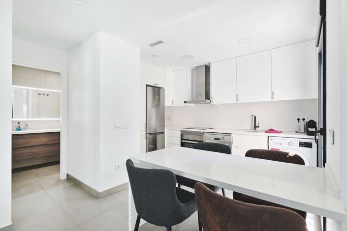 Image No.8-3 Bed Semi-Detached for sale