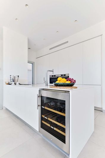 Image No.12-3 Bed Villa for sale