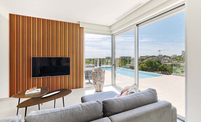 Image No.17-3 Bed Villa for sale