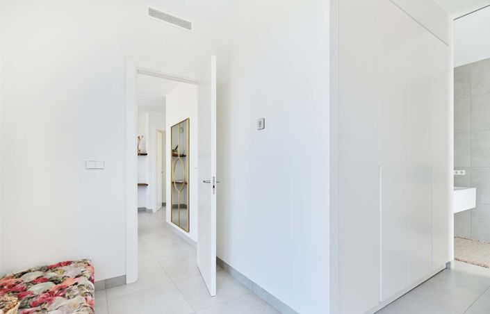 Image No.34-3 Bed Villa for sale