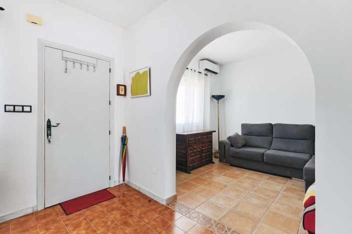 Image No.4-2 Bed Townhouse for sale