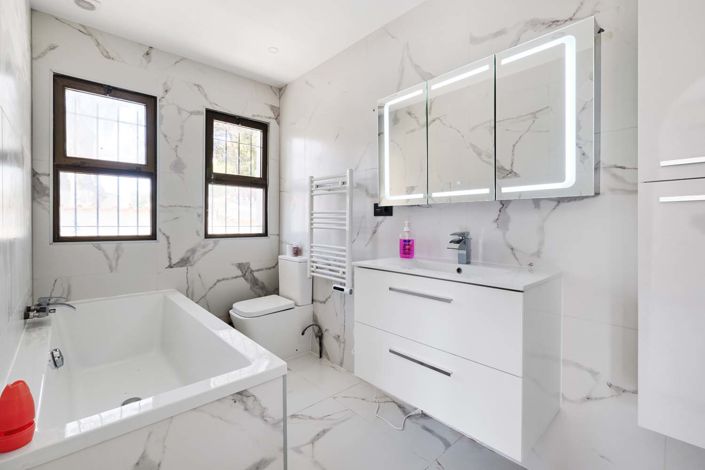 Image No.16-3 Bed Villa for sale