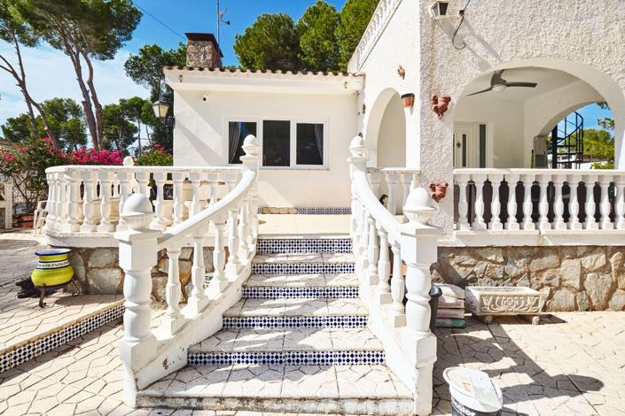 Image No.36-3 Bed Villa for sale