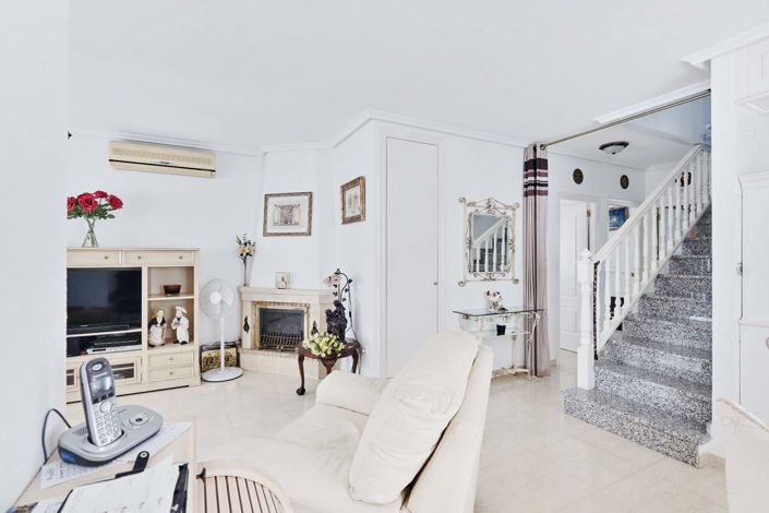 Image No.3-3 Bed Villa for sale