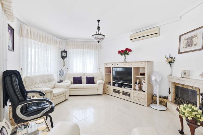 Image No.4-3 Bed Villa for sale