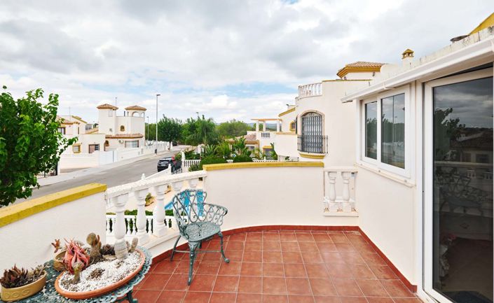 Image No.32-3 Bed Villa for sale