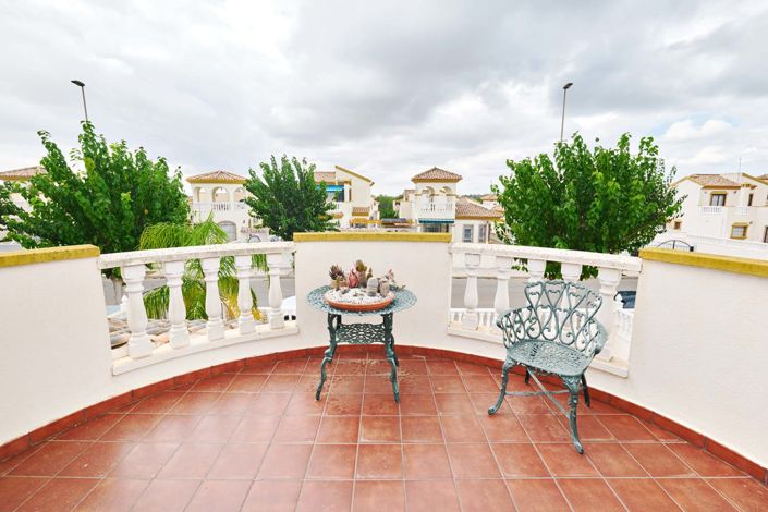 Image No.33-3 Bed Villa for sale