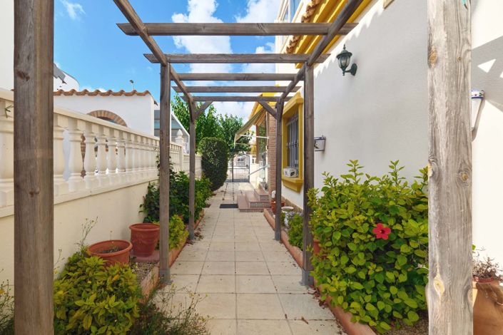 Image No.41-3 Bed Villa for sale