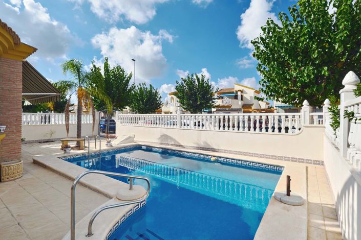 Image No.44-3 Bed Villa for sale