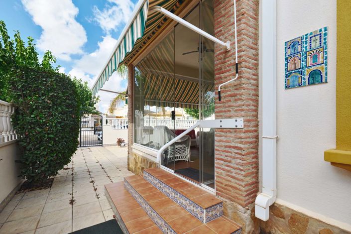 Image No.49-3 Bed Villa for sale