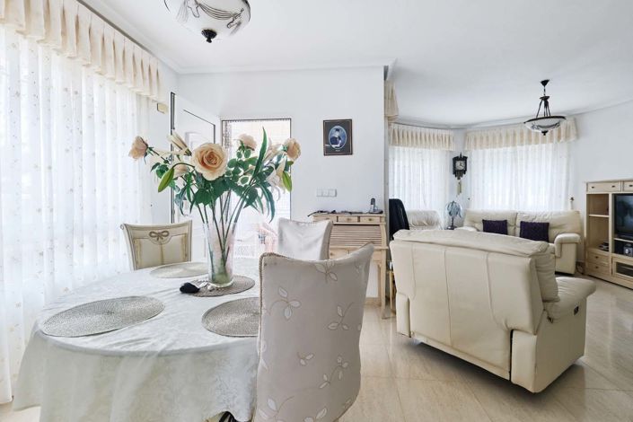 Image No.8-3 Bed Villa for sale