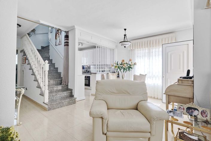 Image No.9-3 Bed Villa for sale