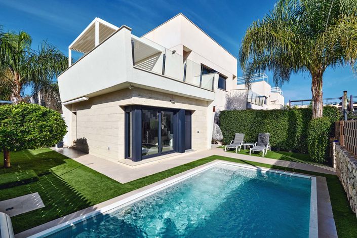 Image No.1-3 Bed Semi-Detached for sale