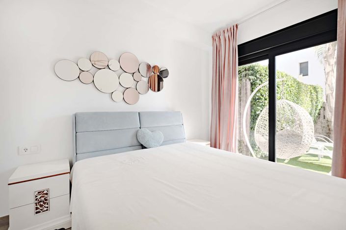 Image No.25-3 Bed Semi-Detached for sale