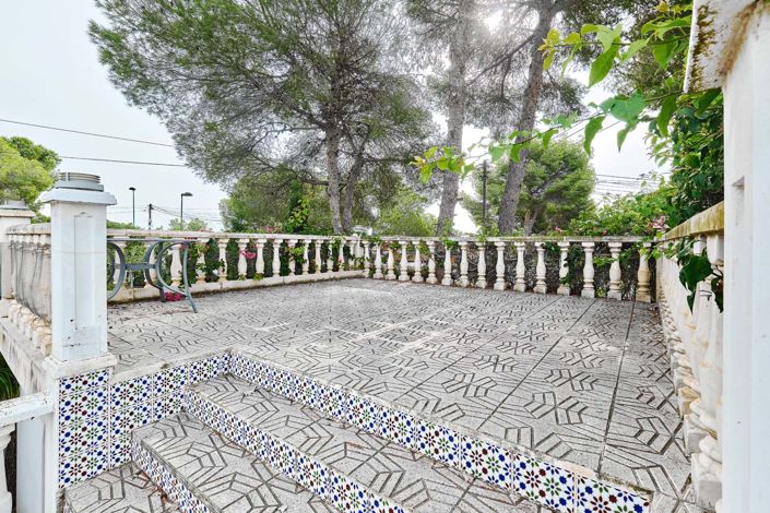 Image No.48-4 Bed Villa for sale