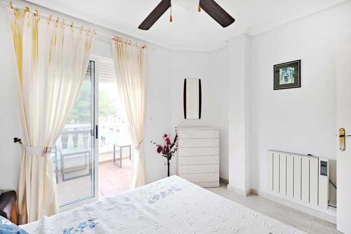 Image No.17-3 Bed Villa for sale