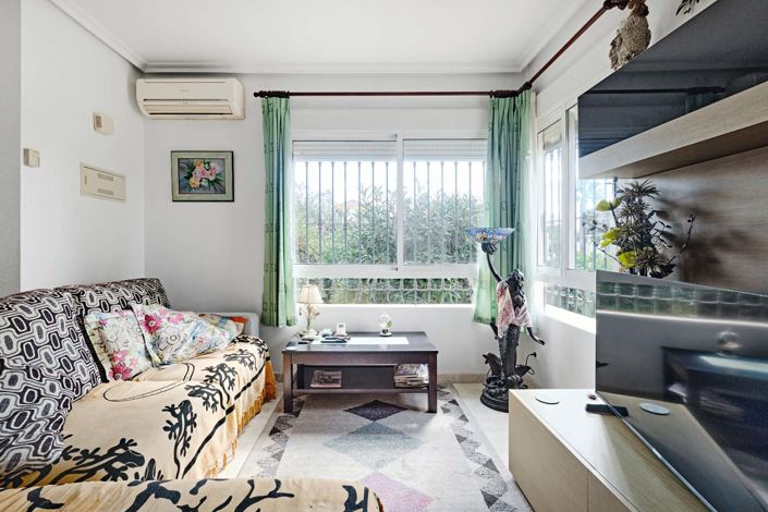 Image No.2-3 Bed Villa for sale