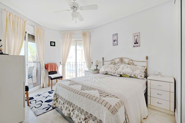 Image No.21-3 Bed Villa for sale