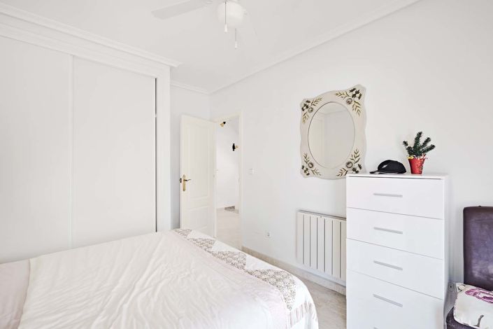 Image No.24-3 Bed Villa for sale