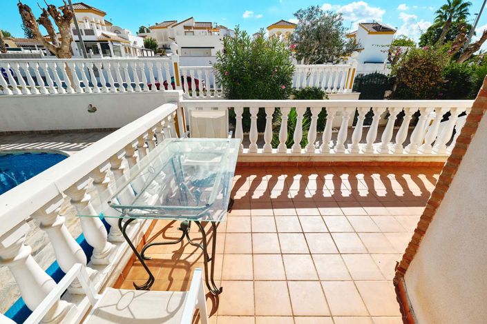 Image No.40-3 Bed Villa for sale